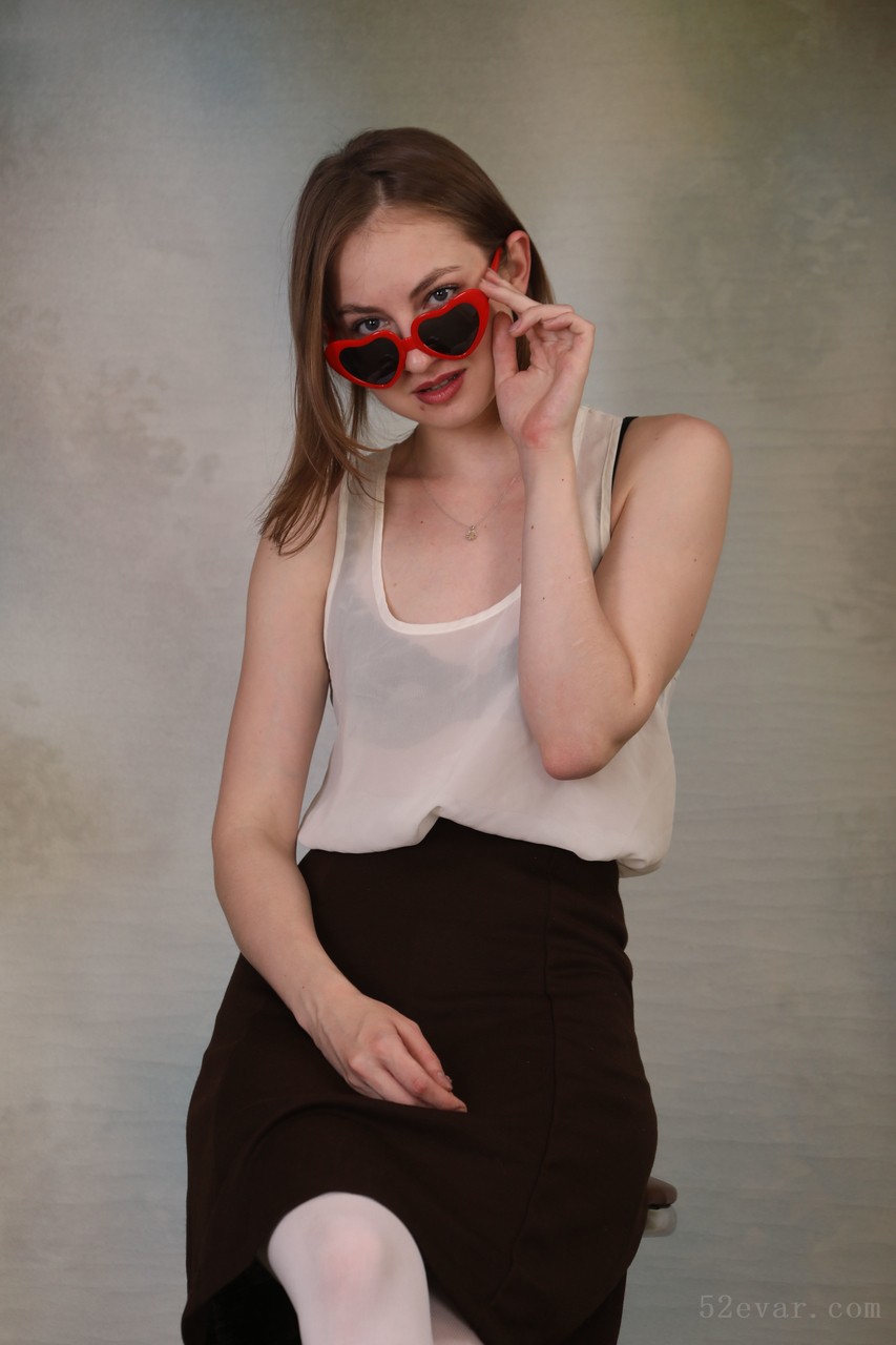 [206P+1V] Bella半透白丝袜写真