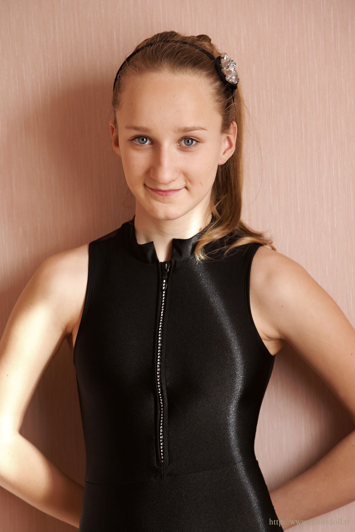 [100P] SanyaV精美套图第二十五弹(100P)